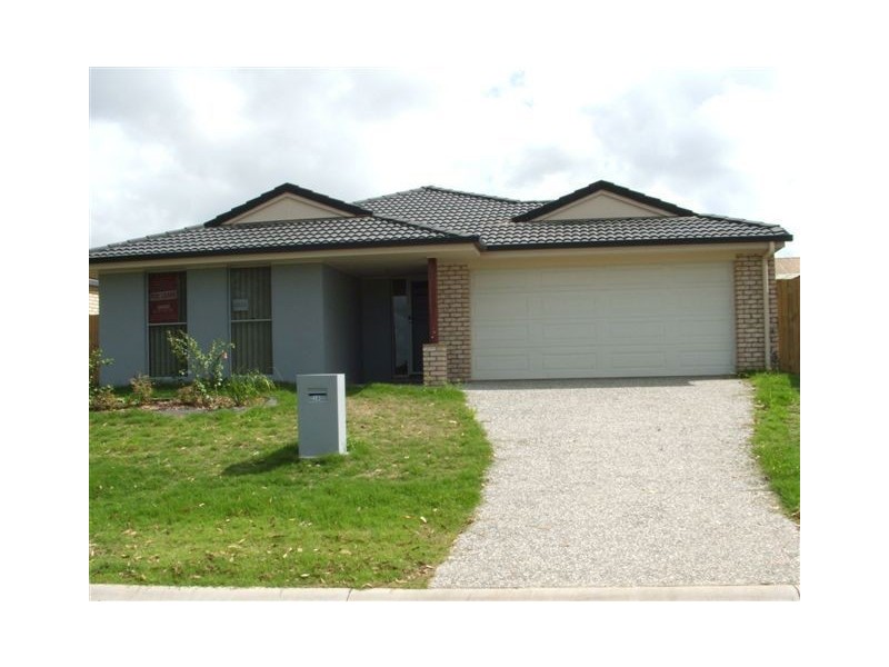16 Ernestine Cct, Eagleby QLD 4207