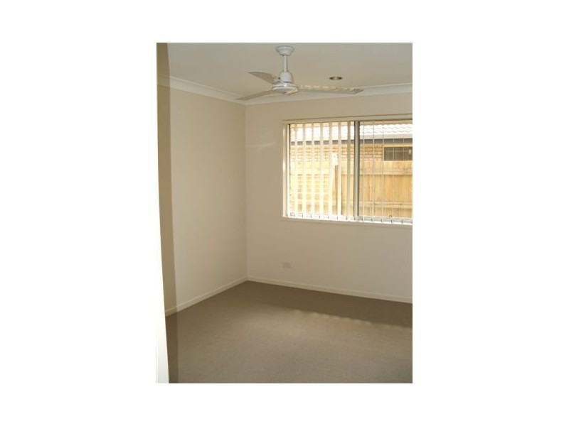 16 Ernestine Cct, Eagleby QLD 4207