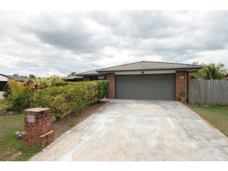 19 Jarrah Place, Fitzgibbon QLD 4018