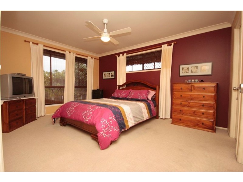 19 Jarrah Place, Fitzgibbon QLD 4018