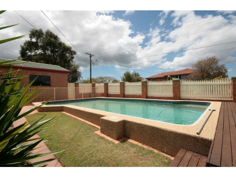 8 Dumaurier Street, Chermside QLD 4032