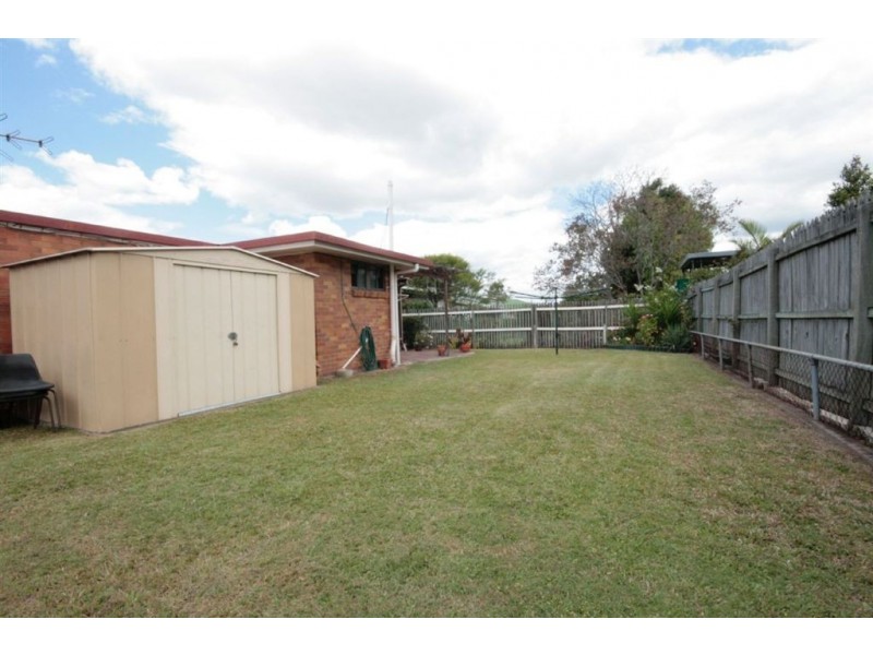 8 Dumaurier Street, Chermside QLD 4032