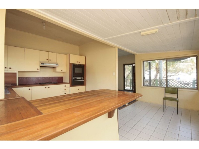 81 Esplanade North, Deception Bay QLD 4508