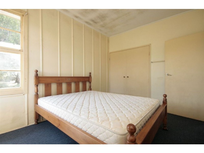 81 Esplanade North, Deception Bay QLD 4508