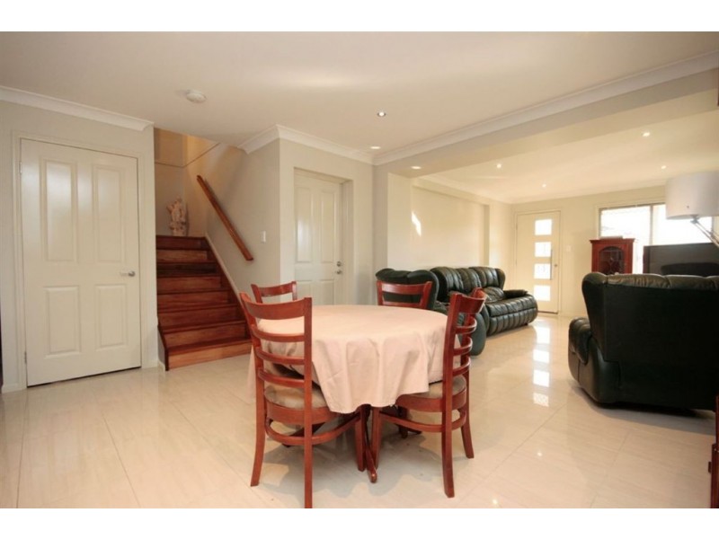 73 Caribou Cr, Fitzgibbon QLD 4018