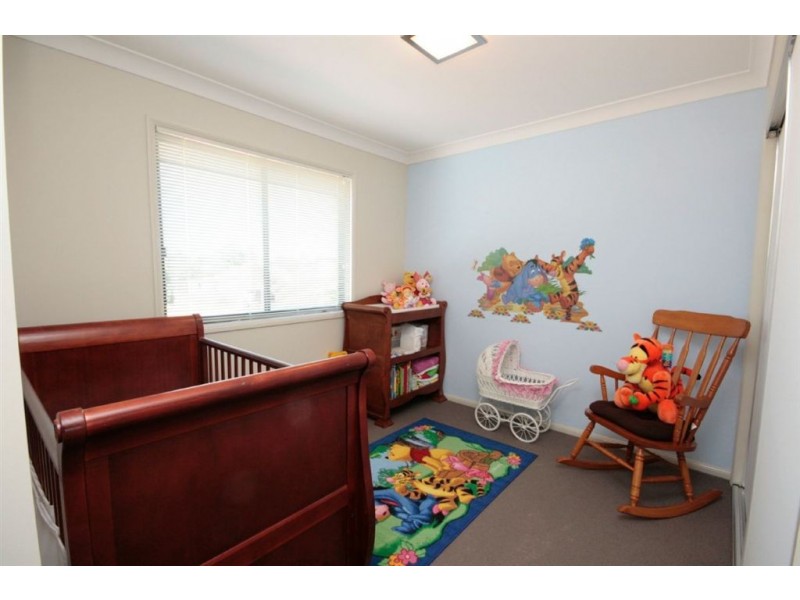 73 Caribou Cr, Fitzgibbon QLD 4018