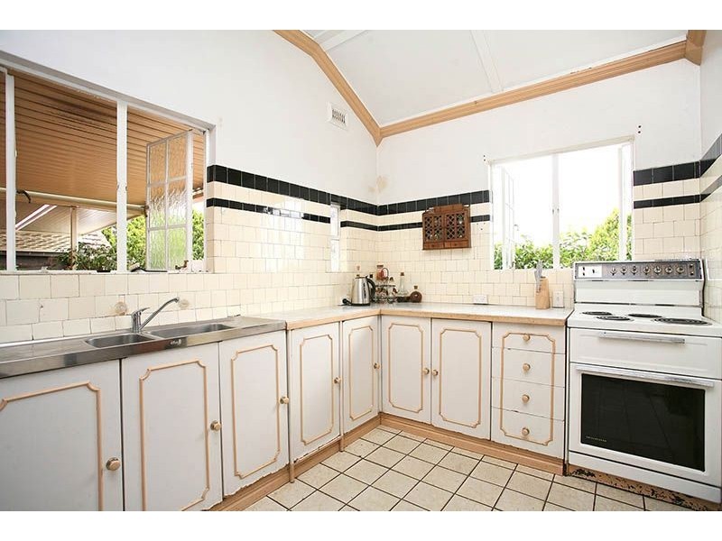 48 Haig Street, Gordon Park QLD 4031