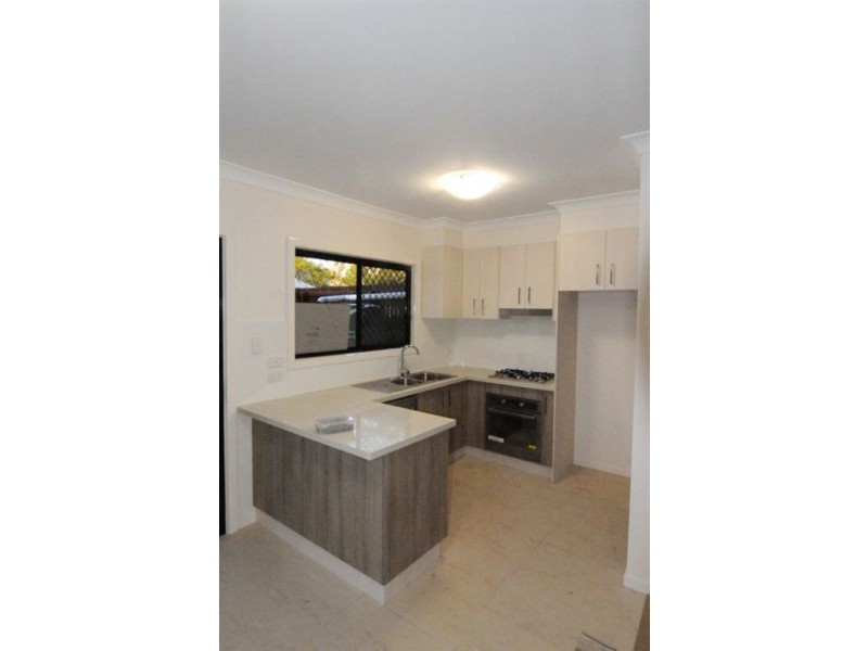 1-2/26 Sparkes Street, Chermside QLD 4032