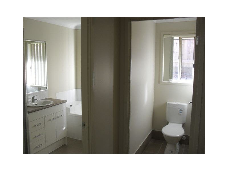 4 Apache Street, Dakabin QLD 4503