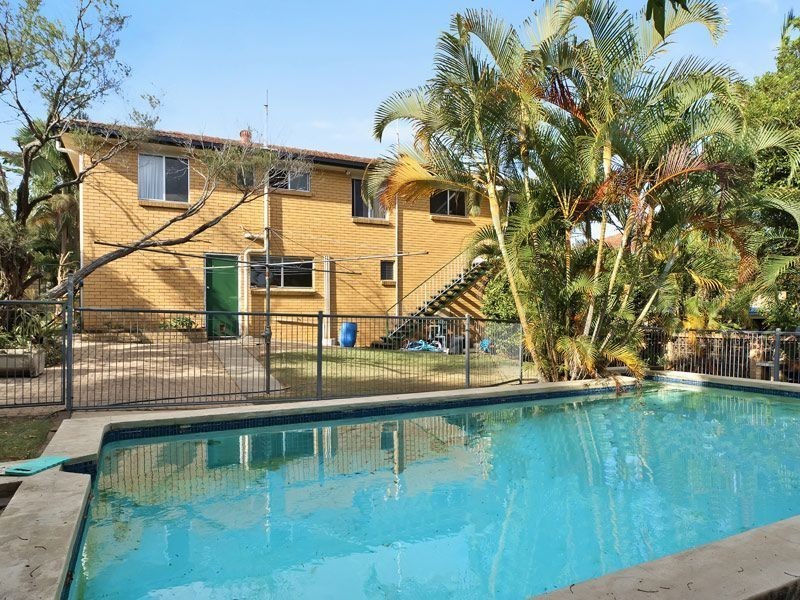 22 Kanofski Street, Chermside West QLD 4032