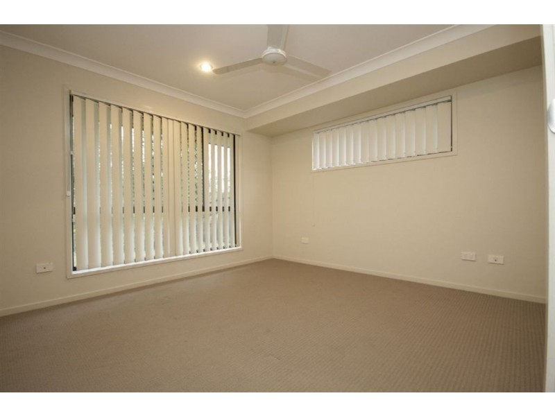 11 Surrey Cl, Bald Hills QLD 4036