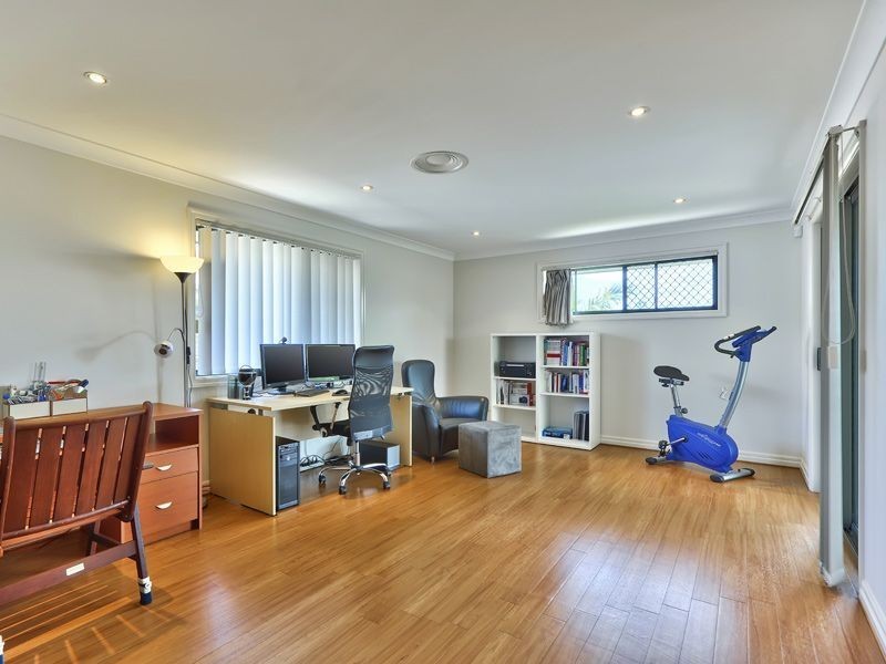 51 Caribou Cr, Fitzgibbon QLD 4018