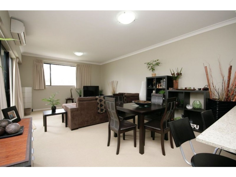 3/37 Playfield St, Chermside QLD 4032