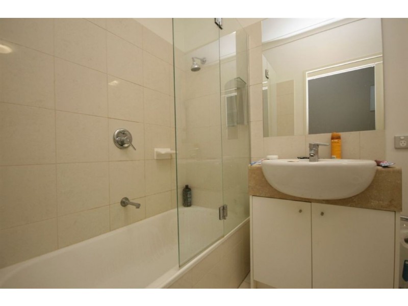 3/37 Playfield St, Chermside QLD 4032