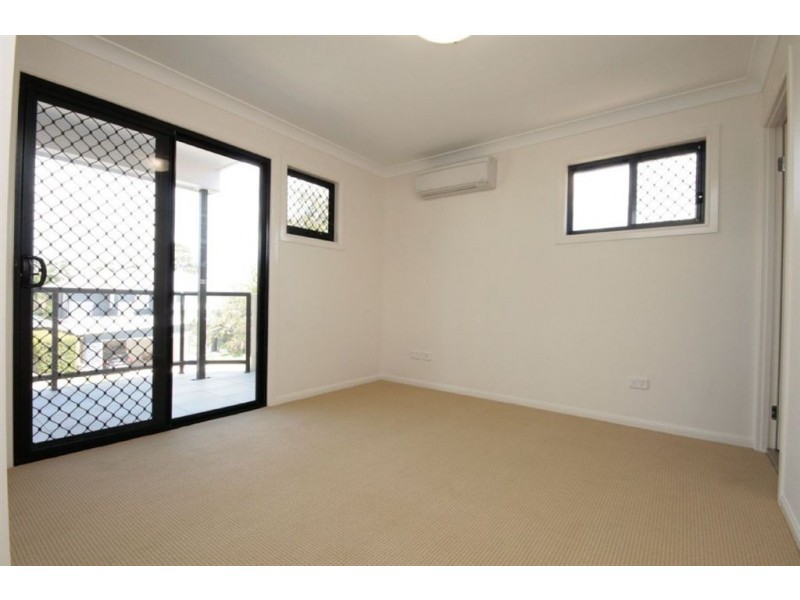 4/5 Rhodes St, Stafford QLD 4053