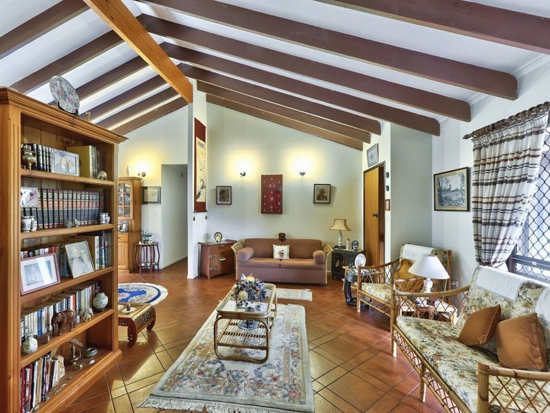 1 Valyn Place, Carseldine QLD 4034