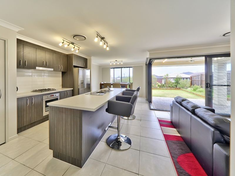 32 Nutmeg Drive, Griffin QLD 4503