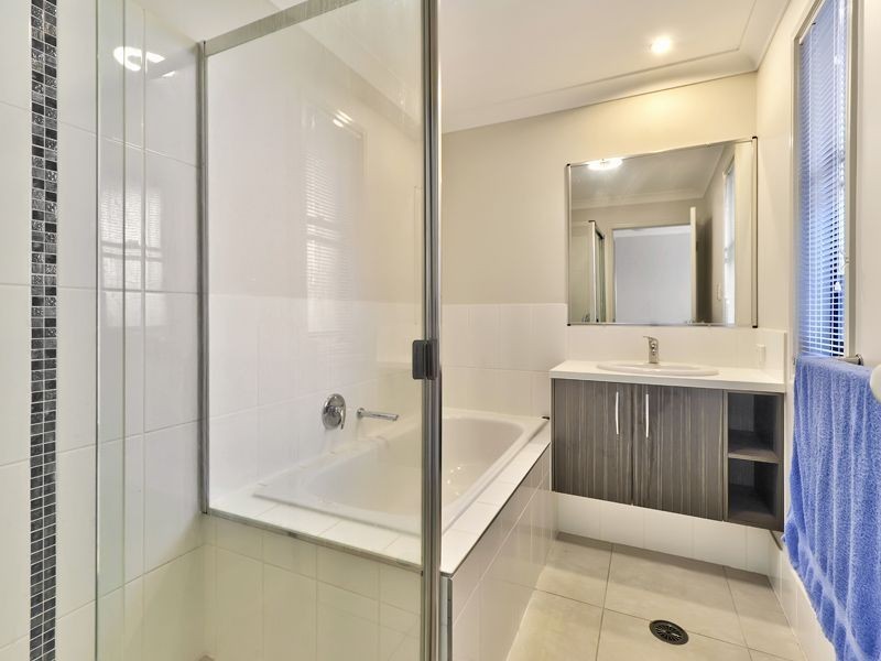 32 Nutmeg Drive, Griffin QLD 4503