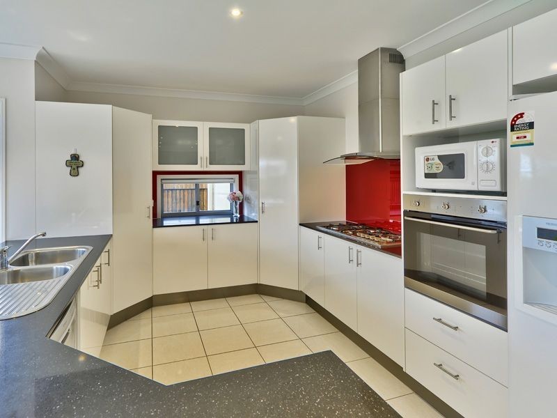 14 Hillcrest Ct, Murrumba Downs QLD 4503