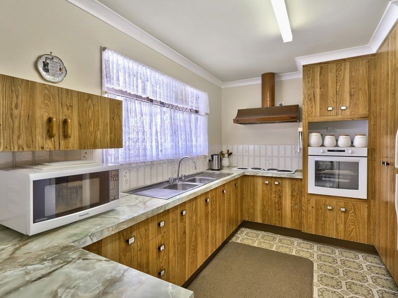 27 Treviso Street, Carseldine QLD 4034