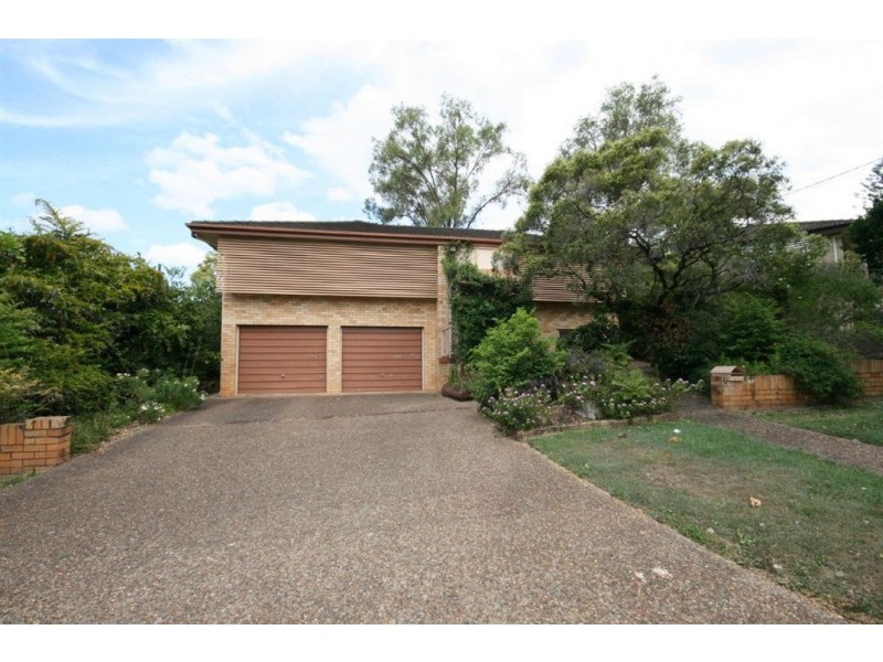 7 Euratha St, Stafford Heights QLD 4053