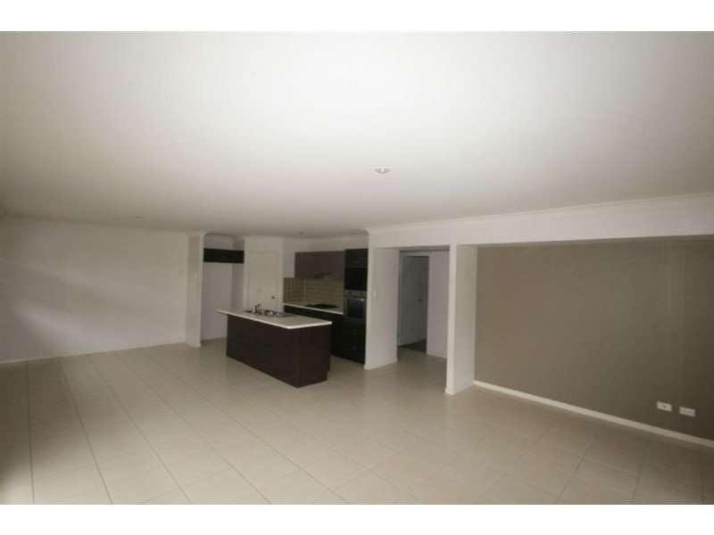 9 Birdwing Street, Kallangur QLD 4503