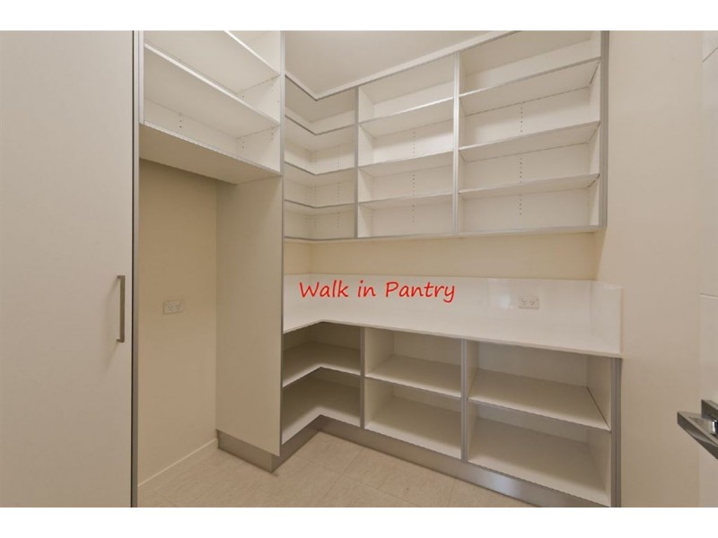 3 Belvista Place, Bridgeman Downs QLD 4035