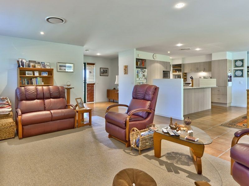 2 Johnston Place, Bracken Ridge QLD 4017