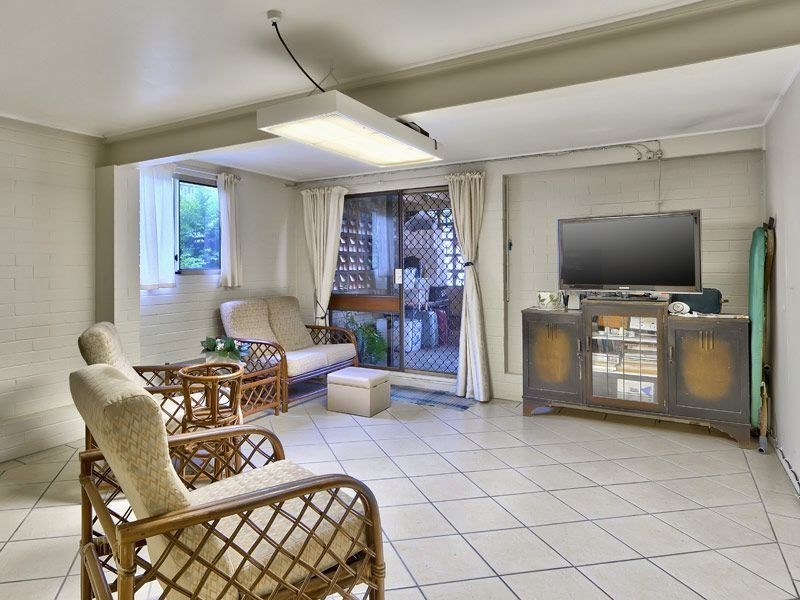 3 Glenside Street, Wavell Heights QLD 4012