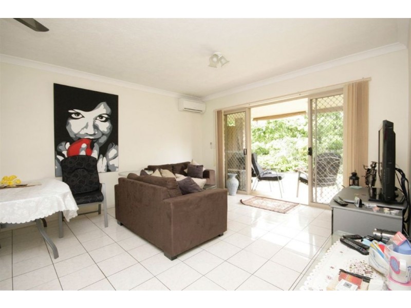 2/18 Pilba Street, Chermside QLD 4032
