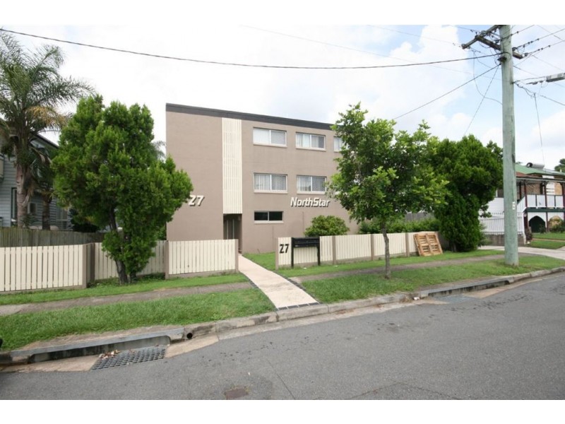1/27 Hall St, Northgate QLD 4013