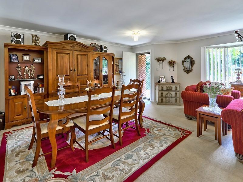 19 Manitoba Place, Wavell Heights QLD 4012