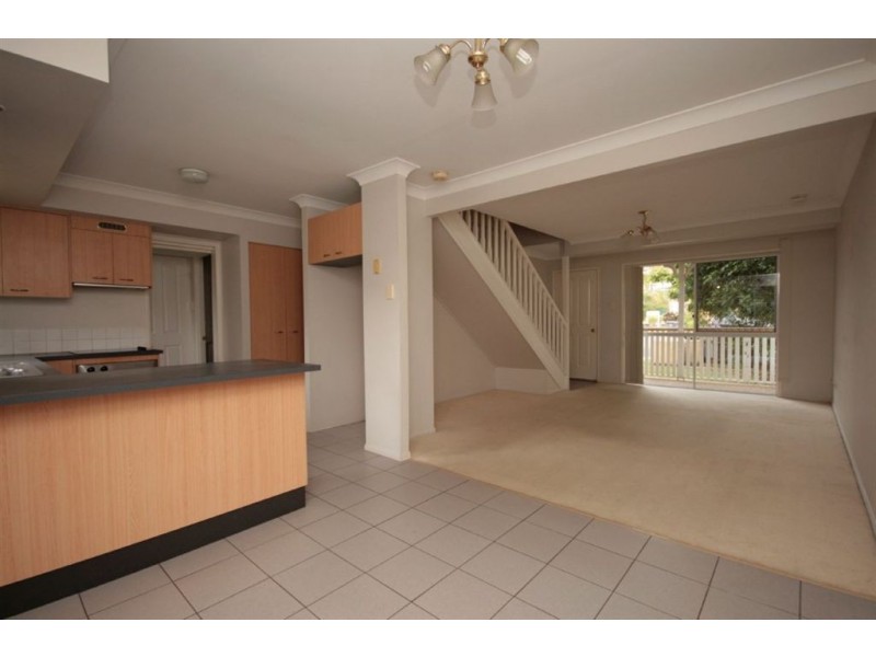 1/15 Austin St, Wavell Heights QLD 4012