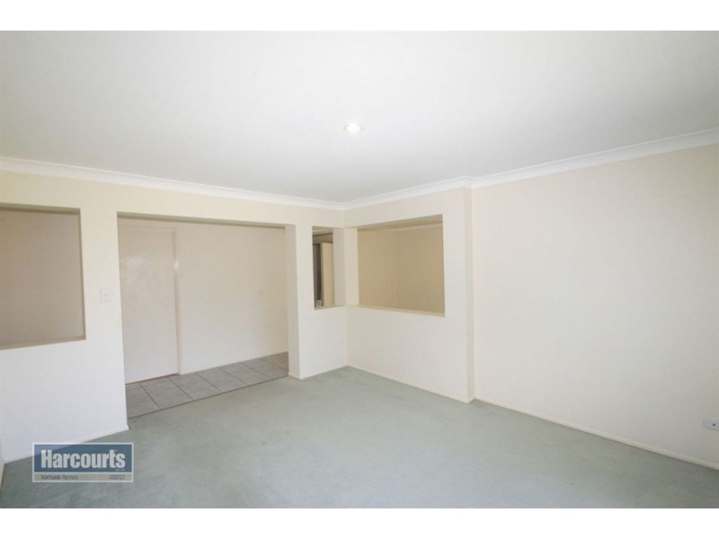 16 Grevillea Pl, Bridgeman Downs QLD 4035