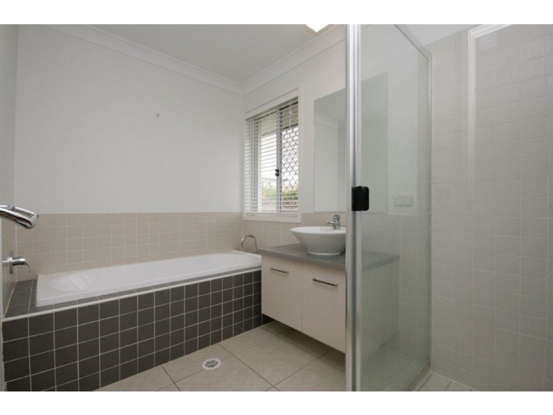 2 Hedge Court, Aspley QLD 4034