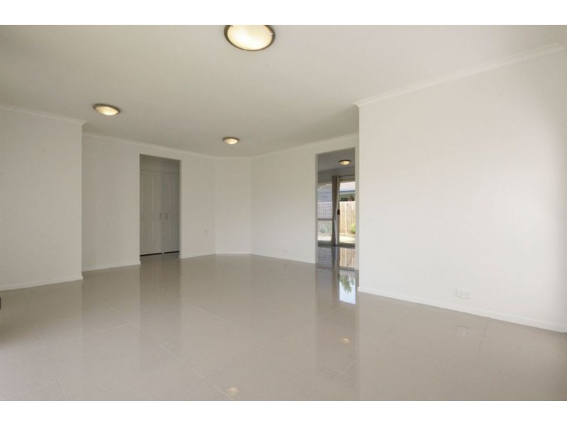 15 Tipuana Place, Fitzgibbon QLD 4018