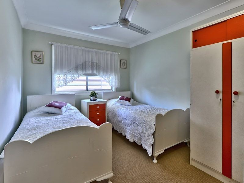 31 Bramcote Street, Chermside West QLD 4032