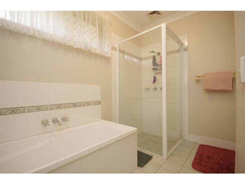 14/9 Lavender Pl, Fitzgibbon QLD 4018