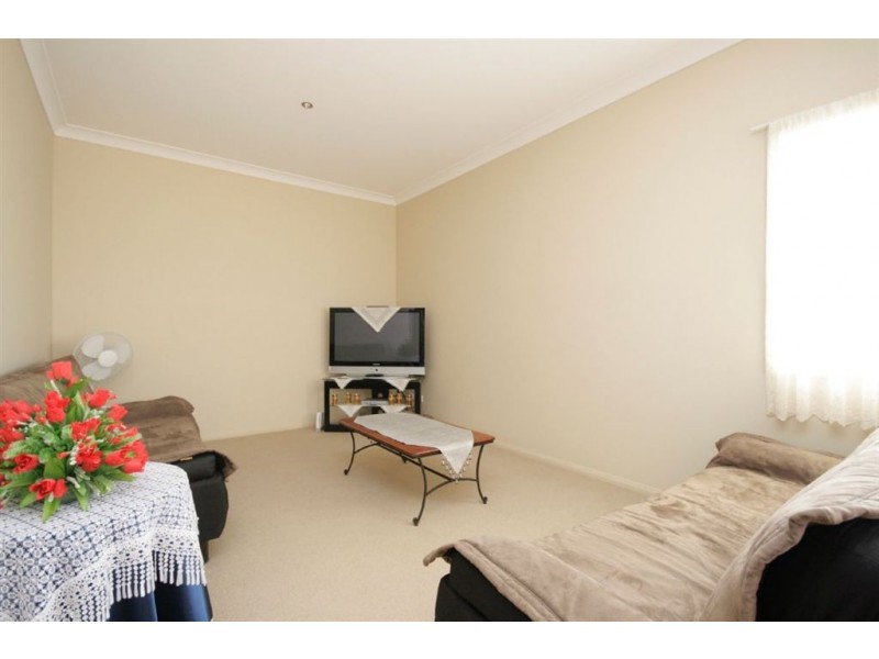 33 Caribou Crescent, Fitzgibbon QLD 4018