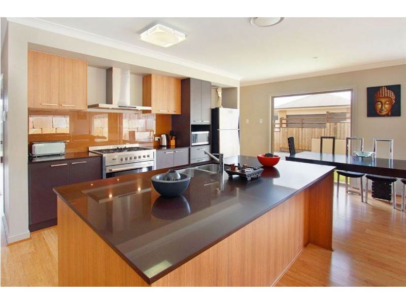 16 Corella Crescent, Warner QLD 4500