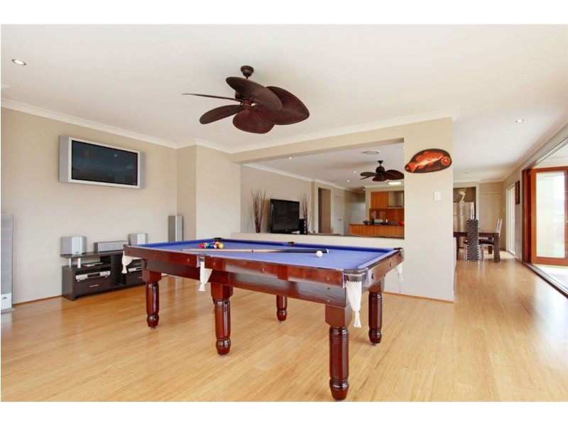 16 Corella Crescent, Warner QLD 4500