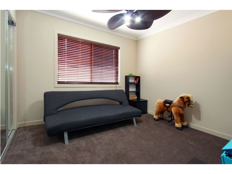 16 Corella Crescent, Warner QLD 4500