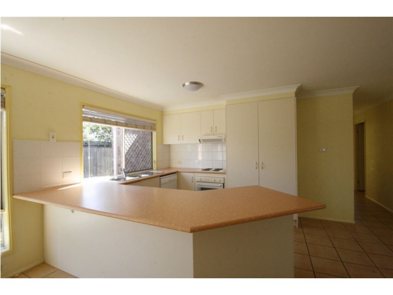 6 Grevillea Place, Bridgeman Downs QLD 4035