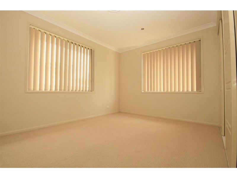 10 Cassia St, Bridgeman Downs QLD 4035