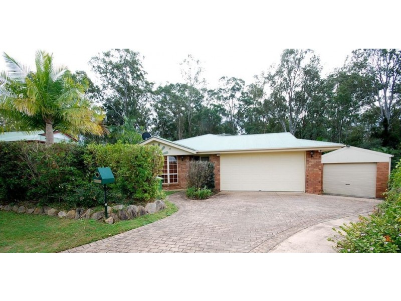 15 Glenside Place, Bridgeman Downs QLD 4035