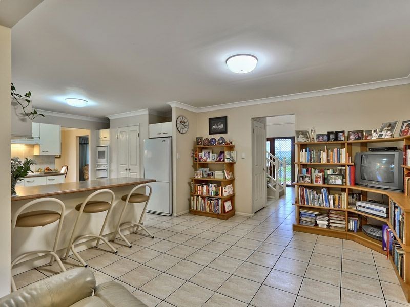 7 Corso Street, Eatons Hill QLD 4037