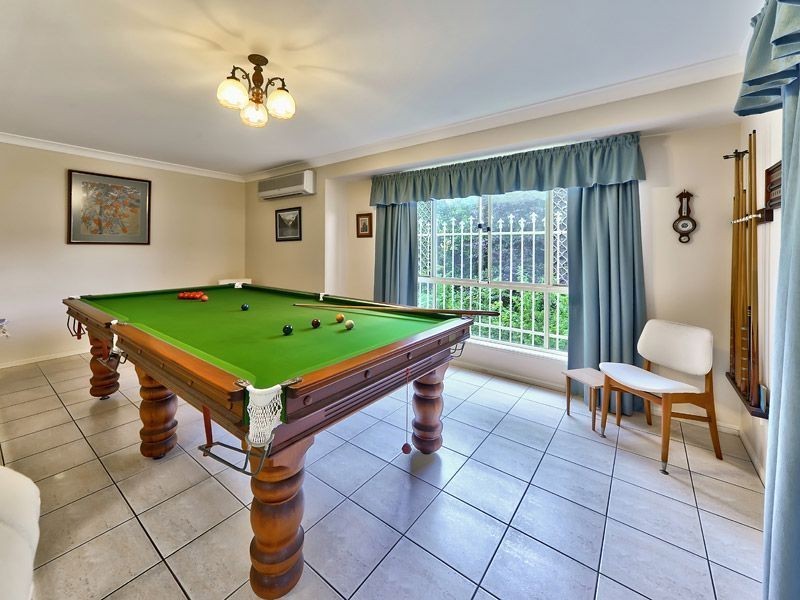 7 Corso Street, Eatons Hill QLD 4037