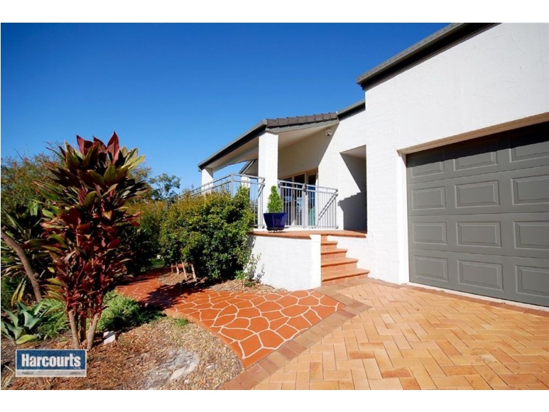 32 Ironbark Place, Bridgeman Downs QLD 4035