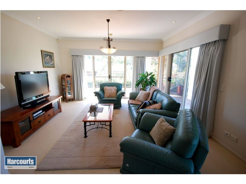 32 Ironbark Place, Bridgeman Downs QLD 4035