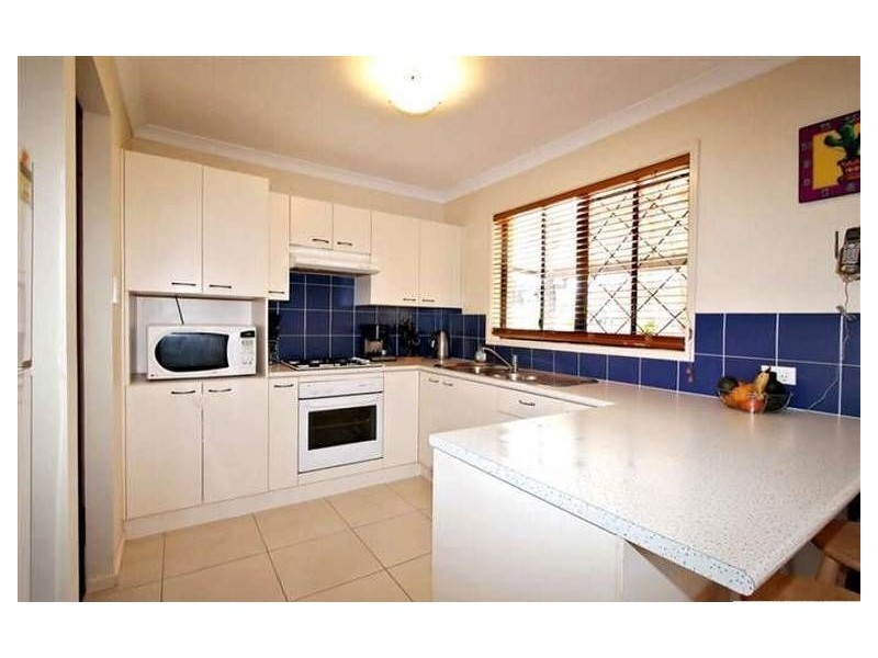 2 Monash Pl, Fitzgibbon QLD 4018